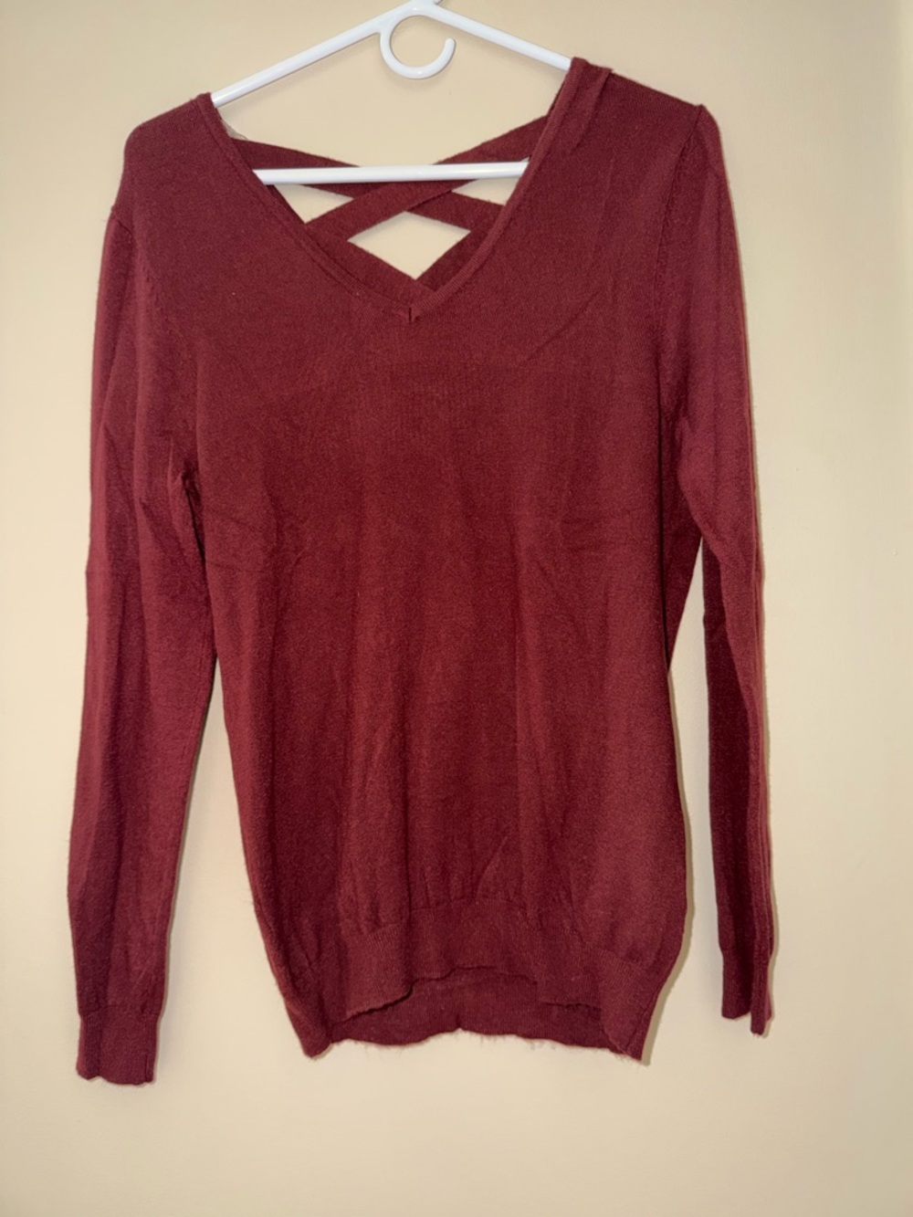 Women's Crisscross V-Neck Sweater - Wine